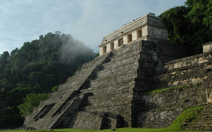 La Civilización Maya
