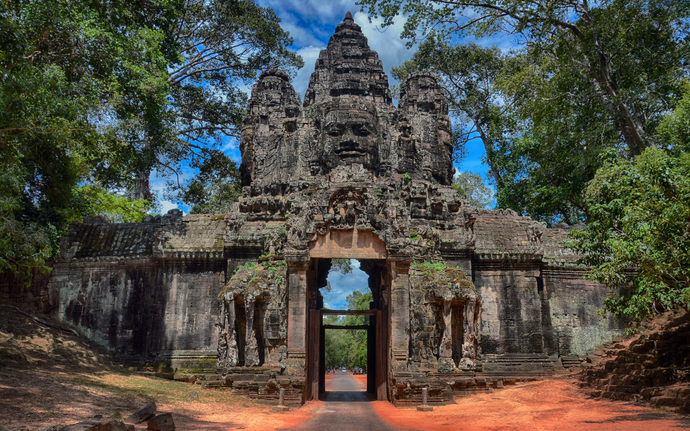 The Khmer Civilization
