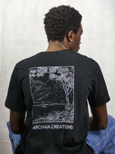 Load image into Gallery viewer, T-shirt Noir Mont Fuji - Archaia Creations

